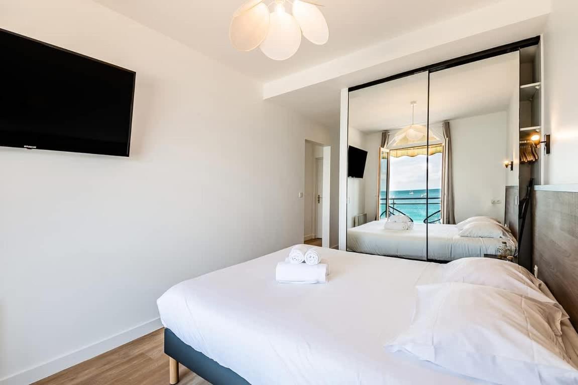 Les Pieds Dans L'Eau - Appartment 2 - Vue Mer Cancale Exterior photo