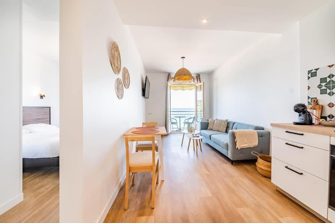 Les Pieds Dans L'Eau - Appartment 2 - Vue Mer Cancale Exterior photo